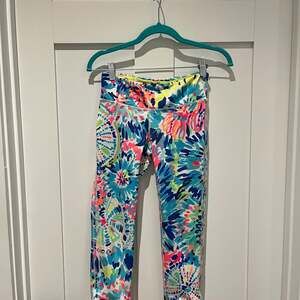 Lilly Pulitzer Luxletic Multi Dive Weekender Legging Cropped - Small